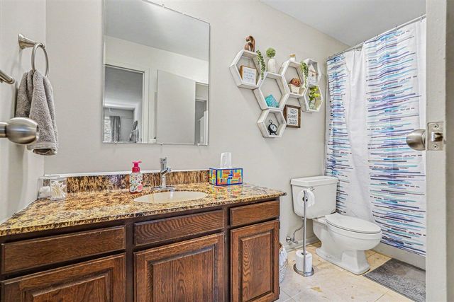 7500 Boulder Bluff Drive 9, Jenison, MI 49428