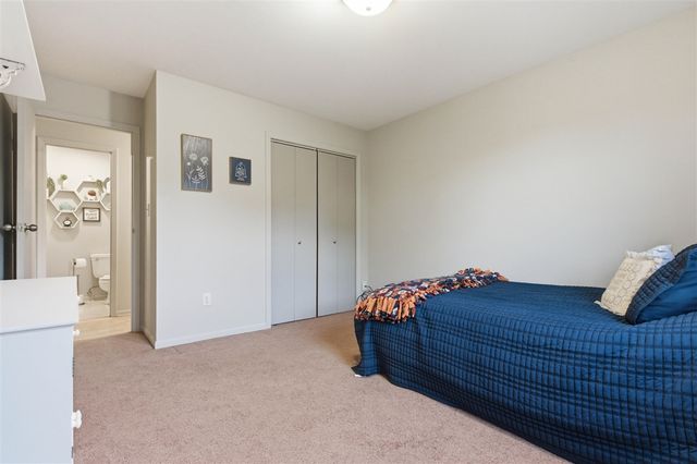 7500 Boulder Bluff Drive 9, Jenison, MI 49428