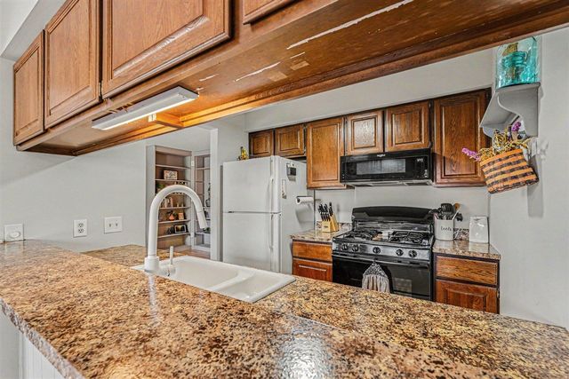 7500 Boulder Bluff Drive 9, Jenison, MI 49428