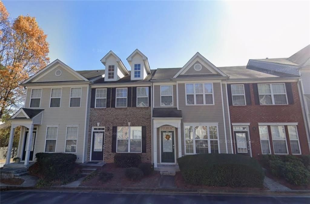 1202 Penhurst Way, Lawrenceville, GA 30043