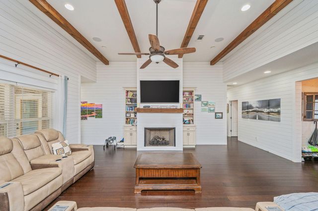 5777 Wildwood Road, Crestview, FL 32536