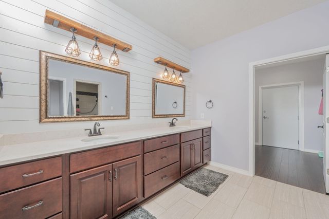 5777 Wildwood Road, Crestview, FL 32536