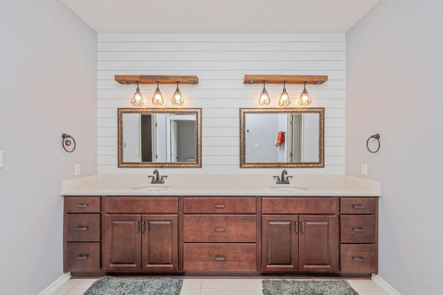 5777 Wildwood Road, Crestview, FL 32536