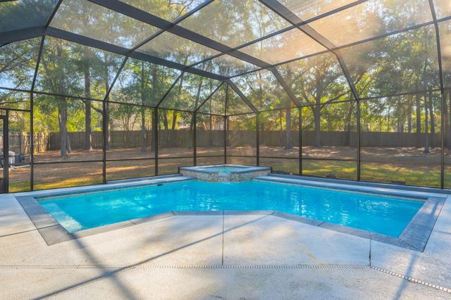 5777 Wildwood Road, Crestview, FL 32536