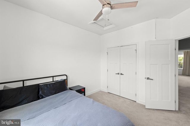 135 BURKWOOD TER, Lake Frederick, VA 22630