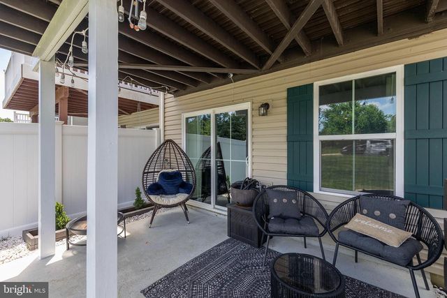 135 BURKWOOD TER, Lake Frederick, VA 22630