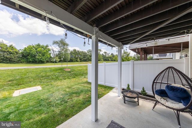 135 BURKWOOD TER, Lake Frederick, VA 22630