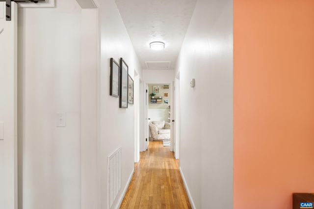 105 HARTMANS MILL RD, Charlottesville, VA 22902