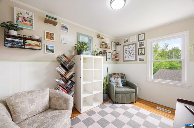 105 HARTMANS MILL RD, Charlottesville, VA 22902