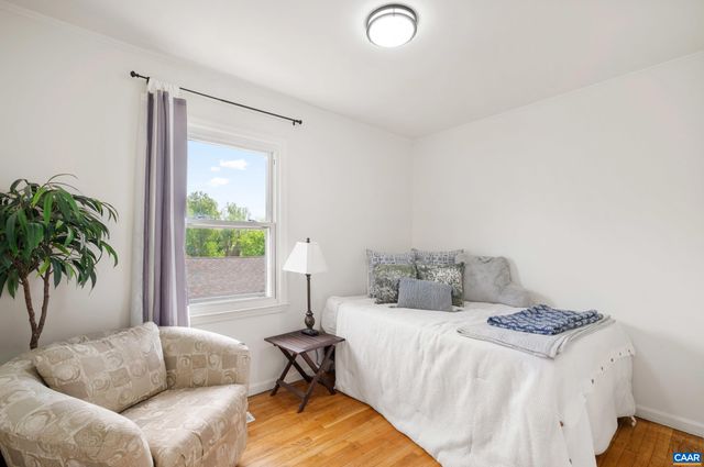 105 HARTMANS MILL RD, Charlottesville, VA 22902