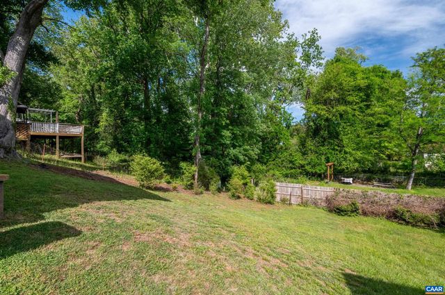 105 HARTMANS MILL RD, Charlottesville, VA 22902