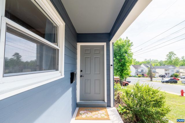 105 HARTMANS MILL RD, Charlottesville, VA 22902