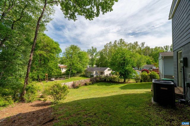 105 HARTMANS MILL RD, Charlottesville, VA 22902