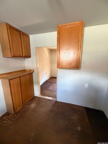 2429 Potosi, San Antonio, TX 78207