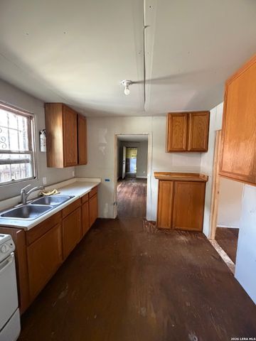 2429 Potosi, San Antonio, TX 78207