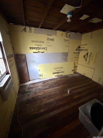 2429 Potosi, San Antonio, TX 78207