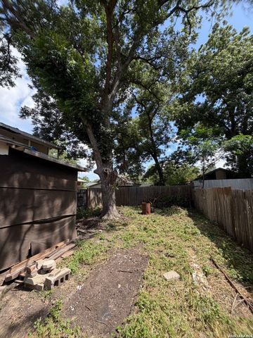 2429 Potosi, San Antonio, TX 78207
