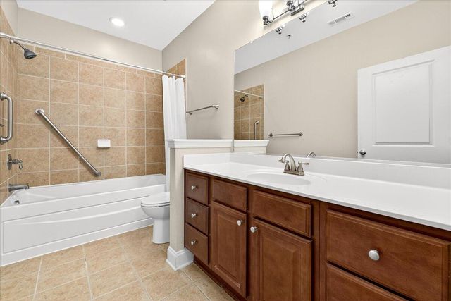 1900 Belle Isle Avenue 104, Mount Pleasant, SC 29464