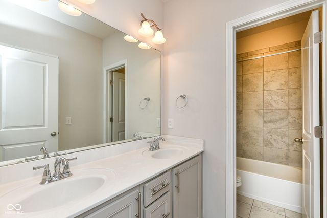 13201 E 131st Street, Fishers, IN 46037