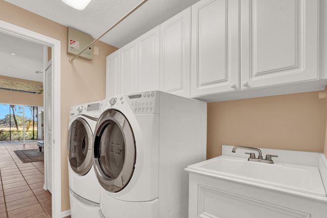 9313 Avenel Lane, Port St. Lucie, Port St Lucie, FL 34986