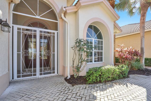 9313 Avenel Lane, Port St. Lucie, Port St Lucie, FL 34986