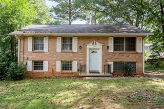 1464 Colony East Circle, Stone Mountain, GA 30083