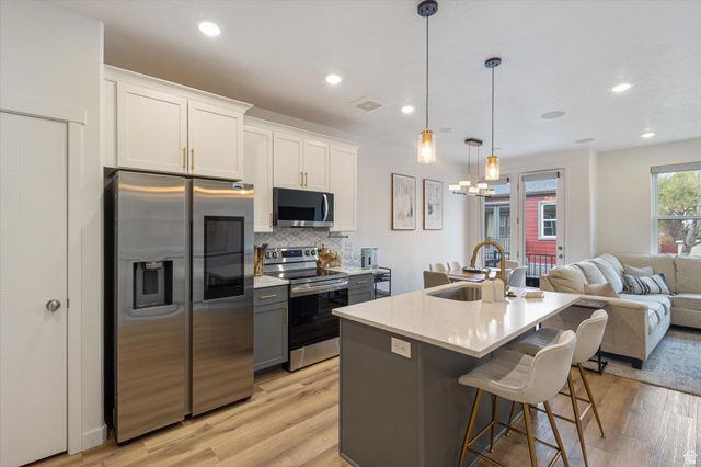 271 W BISHOP PL, Salt Lake City, UT 84103