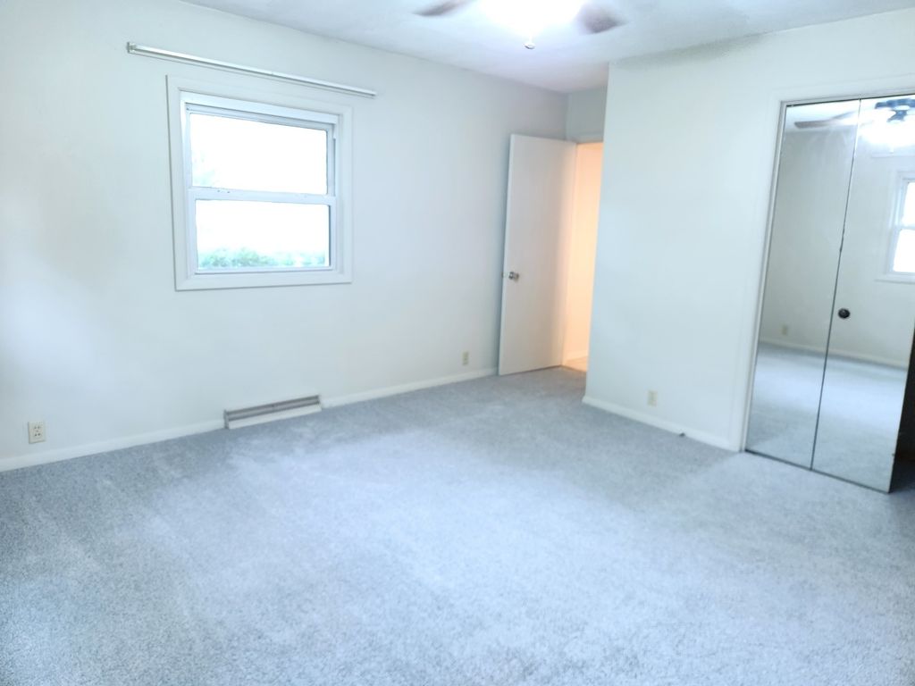 Image 15 of property listing at 211 E Depew Street, Odin, IL 62870