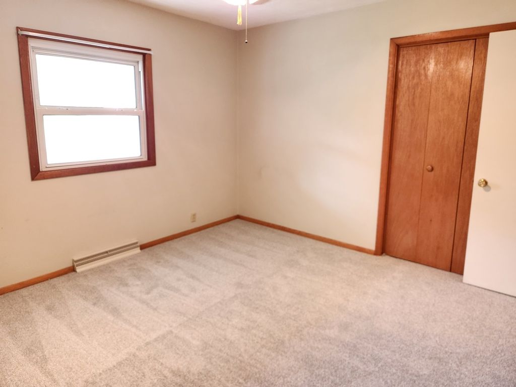 Image 19 of property listing at 211 E Depew Street, Odin, IL 62870