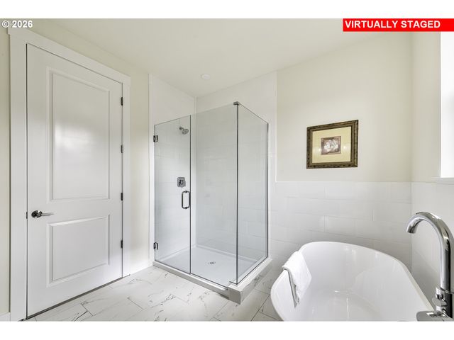 143 GASSMAN Rd, Castle Rock, WA 98611