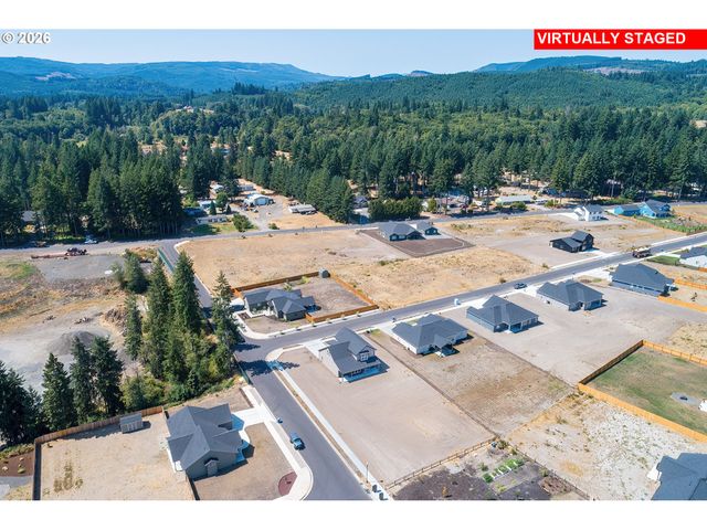143 GASSMAN Rd, Castle Rock, WA 98611