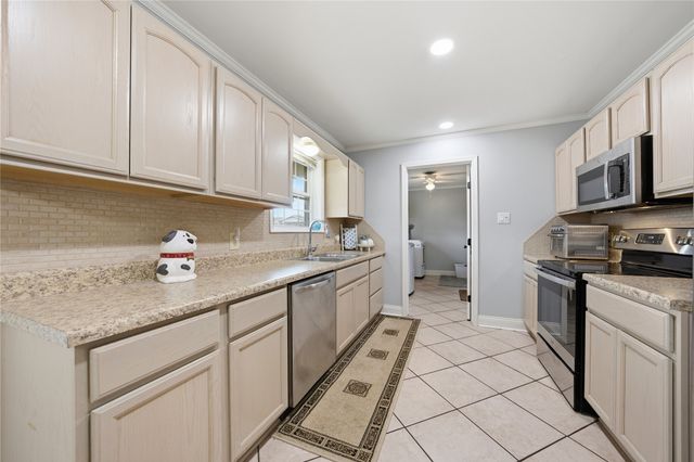 12637 State Highway 19 N, Athens, TX 75752