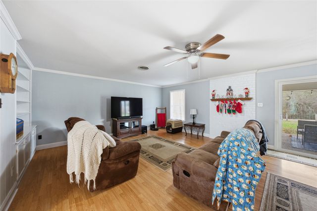 12637 State Highway 19 N, Athens, TX 75752