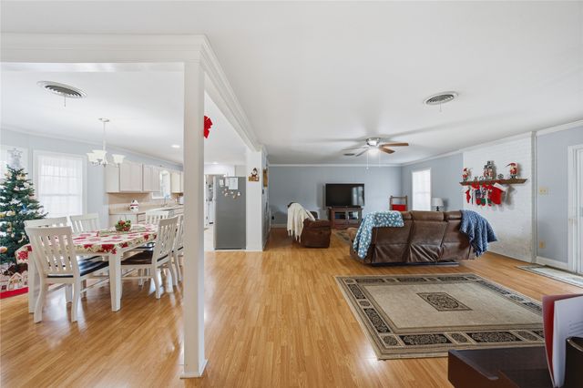 12637 State Highway 19 N, Athens, TX 75752