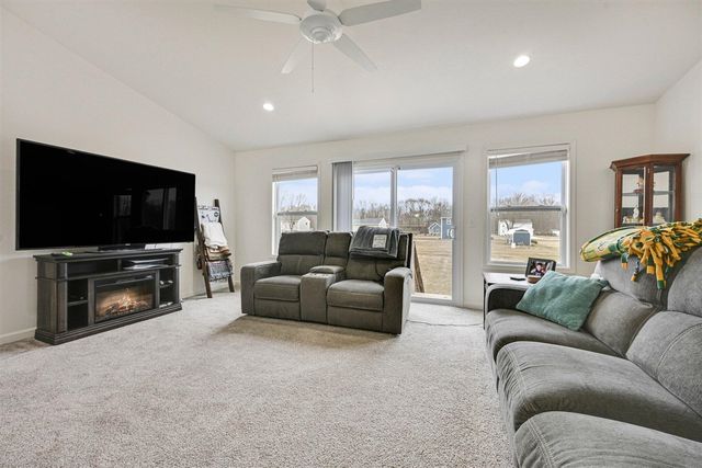 58640 Pond View Lane, Three Rivers, MI 49093