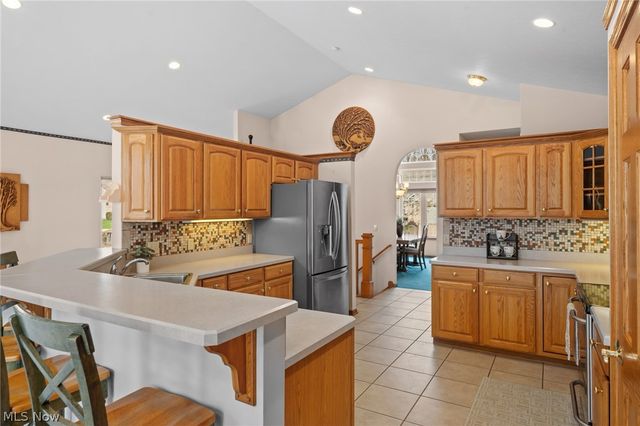 9418 Scottsdale Drive, Broadview Heights, OH 44147
