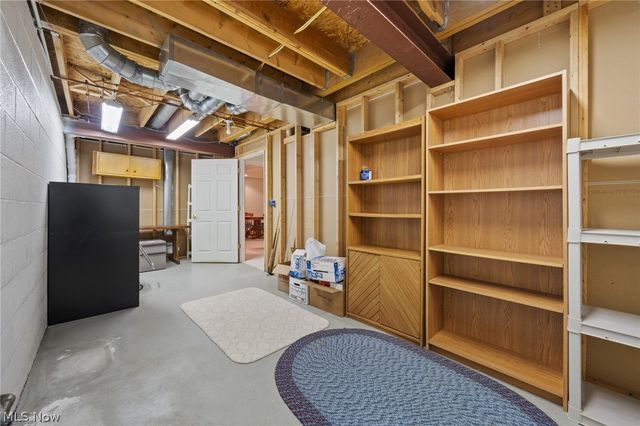 9418 Scottsdale Drive, Broadview Heights, OH 44147