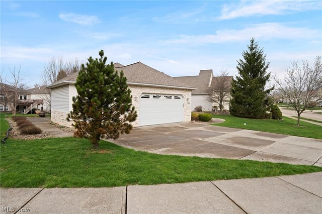 9418 Scottsdale Drive, Broadview Heights, OH 44147