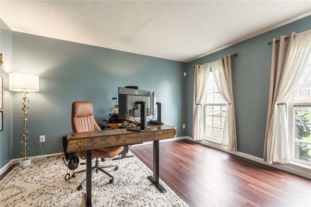 33 Chadwick Manor, Perinton, NY 14450