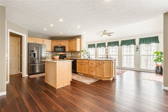 33 Chadwick Manor, Perinton, NY 14450
