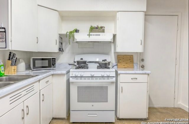 314 Woley Dr, San Antonio, TX 78228