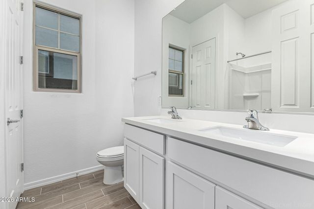 18369 W YAVAPAI Street, Goodyear, AZ 85338