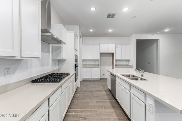 18369 W YAVAPAI Street, Goodyear, AZ 85338