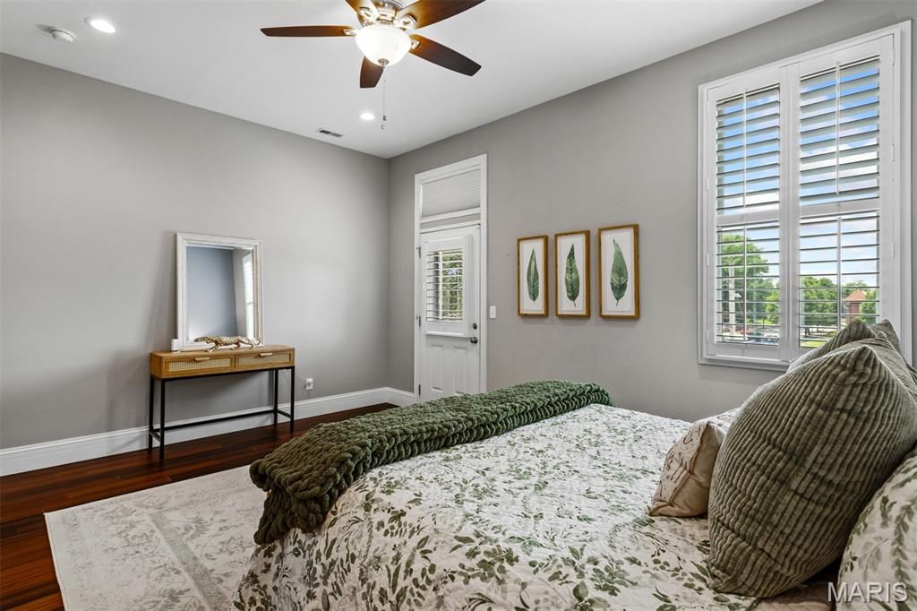 Image 35 of property listing at 1123 Kentucky Avenue, St Louis, MO 63110
