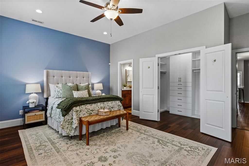 Image 37 of property listing at 1123 Kentucky Avenue, St Louis, MO 63110
