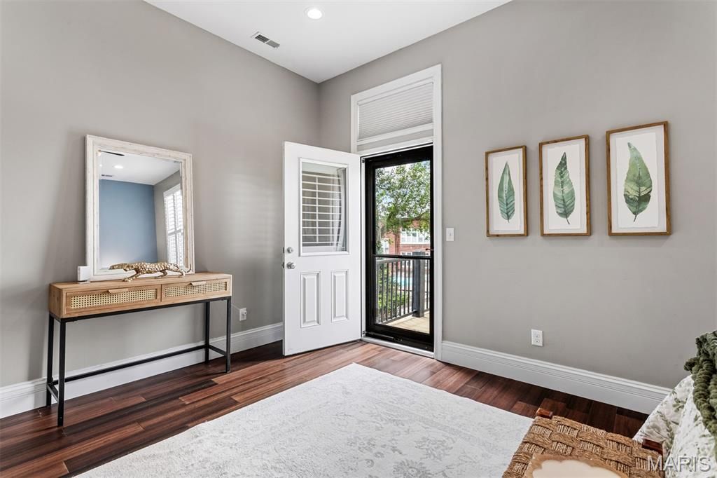 Image 42 of property listing at 1123 Kentucky Avenue, St Louis, MO 63110