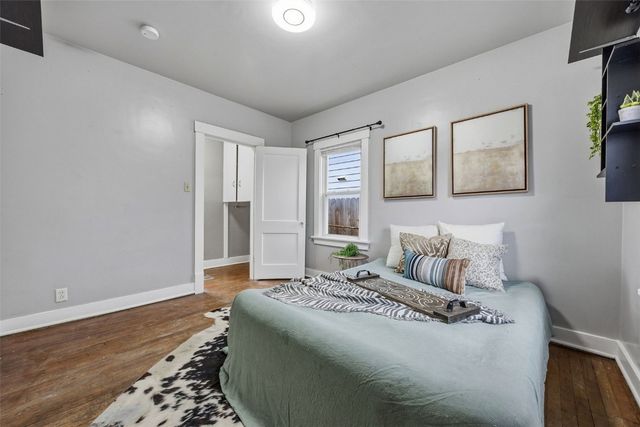 1522 J Avenue NE, Cedar Rapids, IA 52402