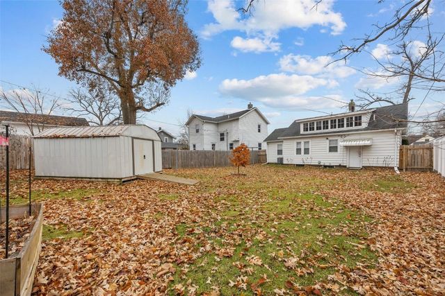 1522 J Avenue NE, Cedar Rapids, IA 52402