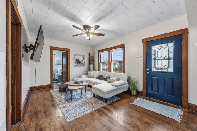 1522 J Avenue NE, Cedar Rapids, IA 52402