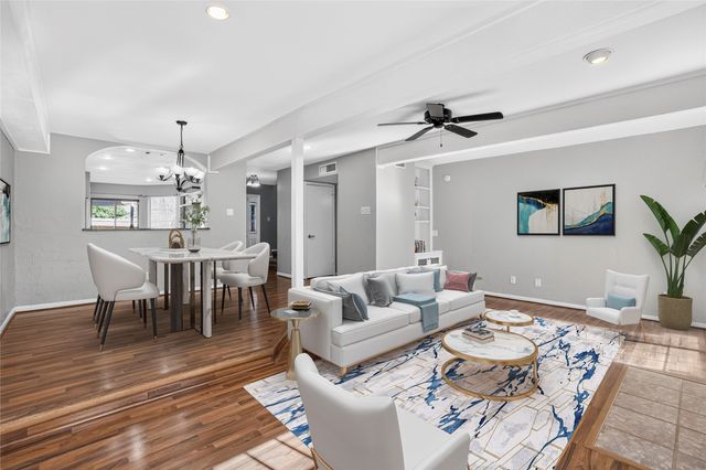 2606 Encina 2, Irving, TX 75038